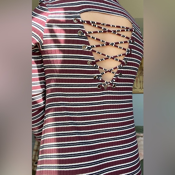 American eagle striped dress, maroon. - Picture 2 of 5